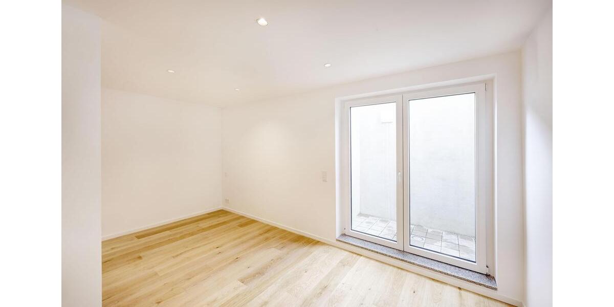 Reihenhaus München Sendling-Westpark - 4.5 Zimmer, 135 m&sup2;, 4.000&euro; | Angebot:25114277