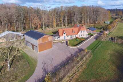 Haus Rabenkirchen-Faulück Faulück - 5 Zimmer, 144 m&sup2;, 2.500&euro; | Angebot:24316927