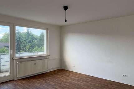 Wohnung Duisburg Beeck - 3.5 Zimmer, 78 m&sup2;, 643&euro; | Angebot:27033011