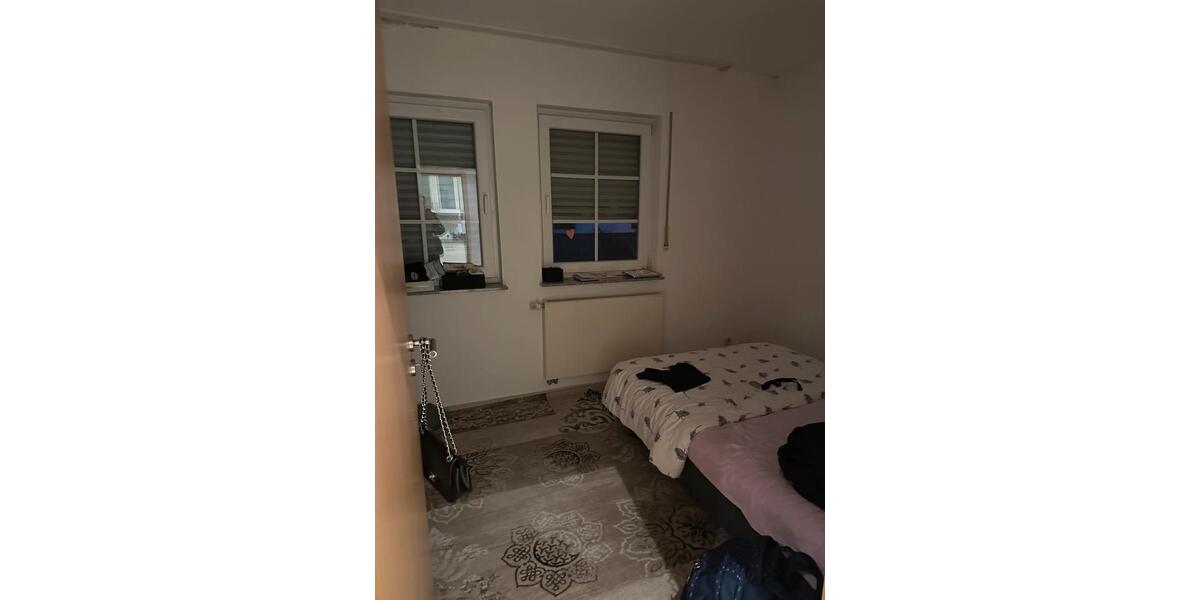 Etagenwohnung Steffenberg - 5 Zimmer, 110 m&sup2;, 1.500&euro; | Angebot:24493642