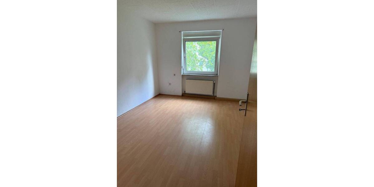 2 ZKB, 1.OG re, Riegelsbergerstr. 57, 66113 Saarbrücken 2 zimmer