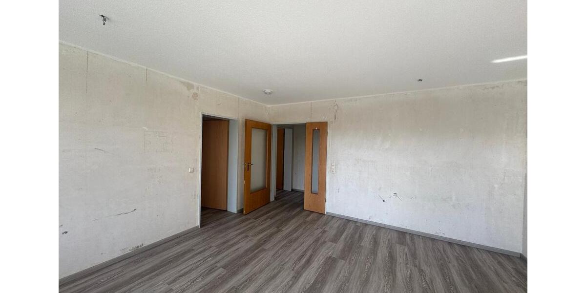 Etagenwohnung Meinerzhagen - 2 Zimmer, 62 m&sup2;, 334&euro; | Angebot:25097993