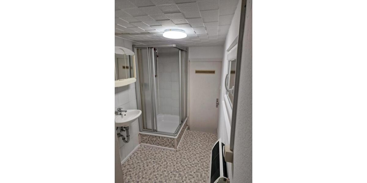 Etagenwohnung Weinheim - 2 Zimmer, 50 m&sup2;, 600&euro; | Angebot:25120850