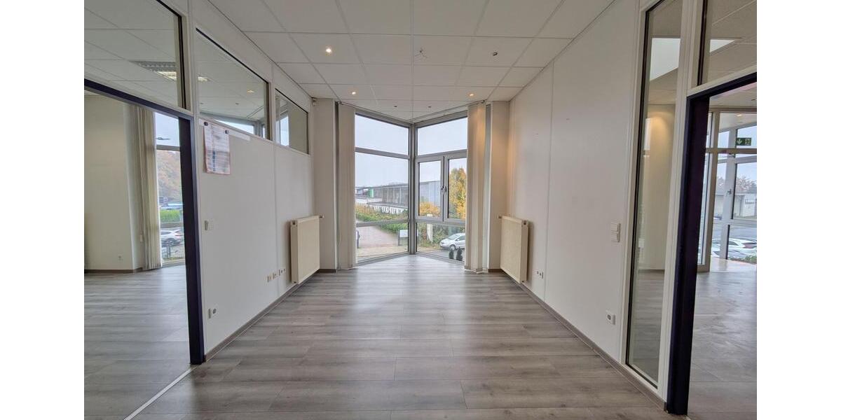 Gewerbeobjekt Stuhr - 1.990&euro; | Angebot:25995668