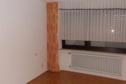 Wohnung Ebersdorf bei Coburg - 2 Zimmer, 65 m&sup2;, 600&euro; | Angebot:26589171