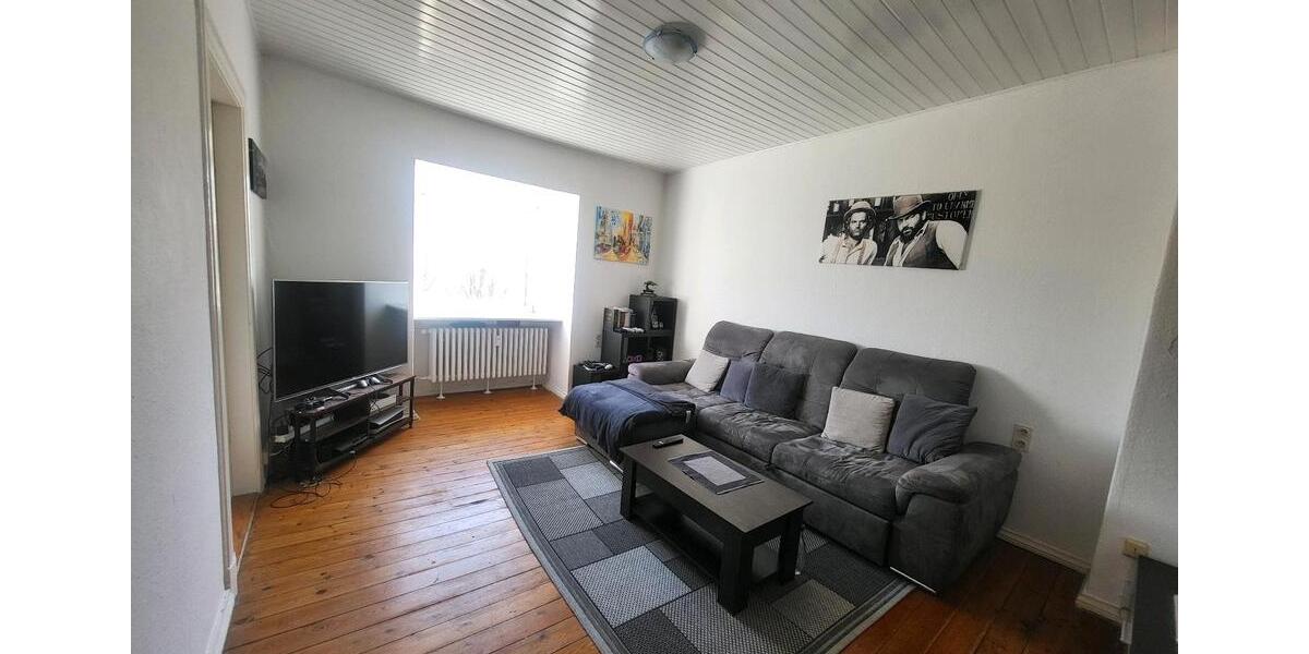 Dachgeschoßwohnung Flensburg - 3 Zimmer, 64 m&sup2;, 599&euro; | Angebot:25810800