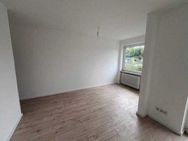 Dachgeschoßwohnung Aarbergen - 3 Zimmer, 90 m&sup2;, 765&euro; | Angebot:26624523