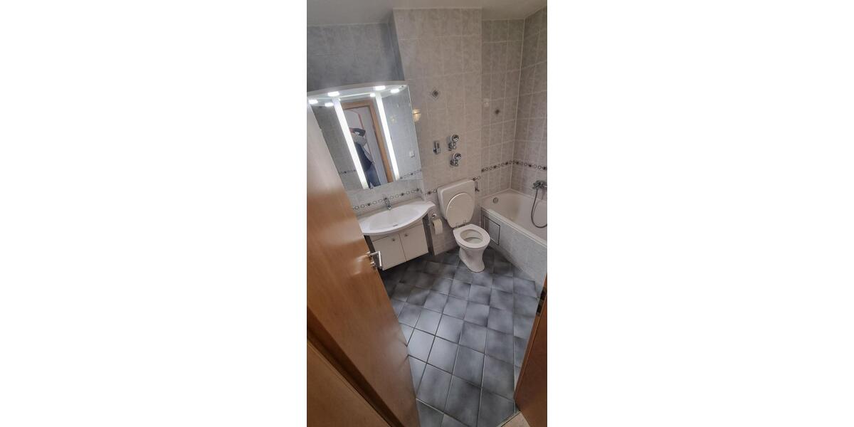 Etagenwohnung Weißenburg in Bayern - 2 Zimmer, 56 m&sup2;, 550&euro; | Angebot:26627239