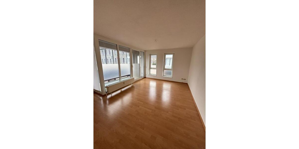 renov. 2 Zimmer Wohnung, Modern, Komf. Gedämmt. Energiekl. 