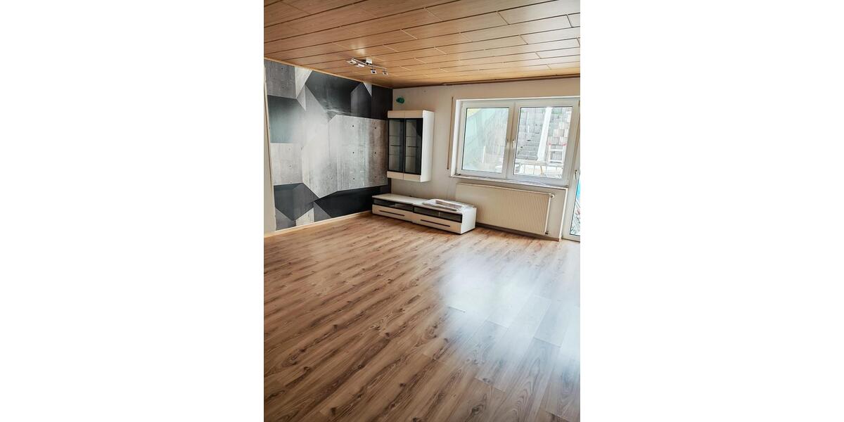 Etagenwohnung Villmar - 1 Zimmer, 45 m&sup2;, 390&euro; | Angebot:25395532