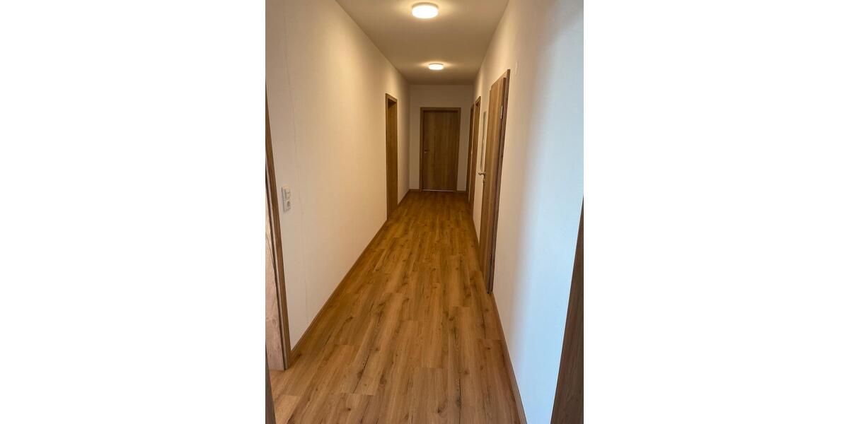 Dachgeschoßwohnung Kammlach - 4 Zimmer, 103 m&sup2;, 1.300&euro; | Angebot:24750852