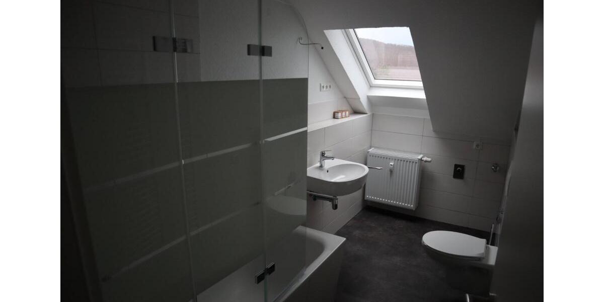 Dachgeschoßwohnung Thale - 5 Zimmer, 100 m&sup2;, 600&euro; | Angebot:25055379