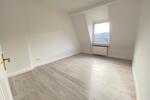 Schöne DG Wohnung mit wunderschönem Ausblick zimmer
