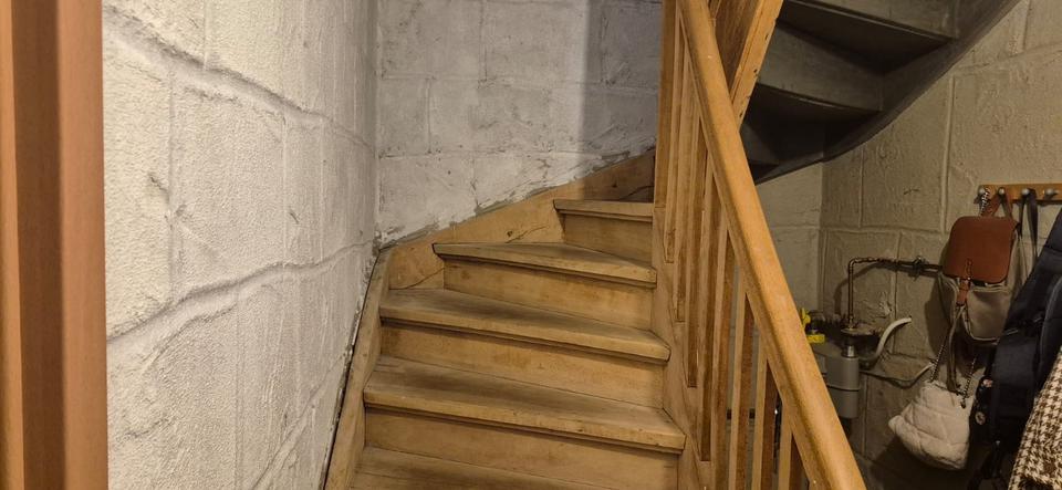 Etagenwohnung Remagen - 3 Zimmer, 100 m&sup2;, 1.250&euro; | Angebot:24457506