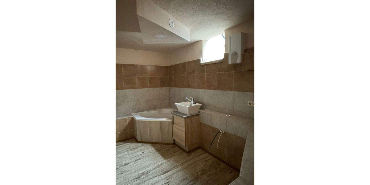 Etagenwohnung Annaberg-Buchholz Annaberg - 4 Zimmer, 100 m&sup2;, 420&euro; | Angebot:25002969