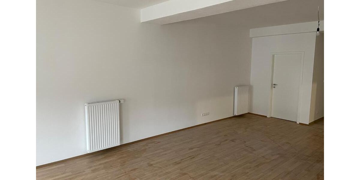 Etagenwohnung Osterhofen - 2 Zimmer, 92 m&sup2;, 828&euro; | Angebot:24867773