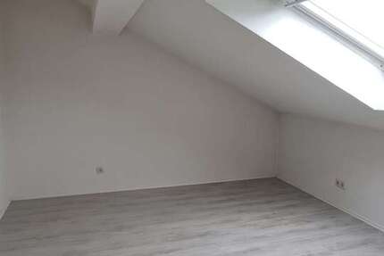 Wohnung Kaiserslautern - 3 Zimmer, 105 m&sup2;, 1.100&euro; | Angebot:22951591