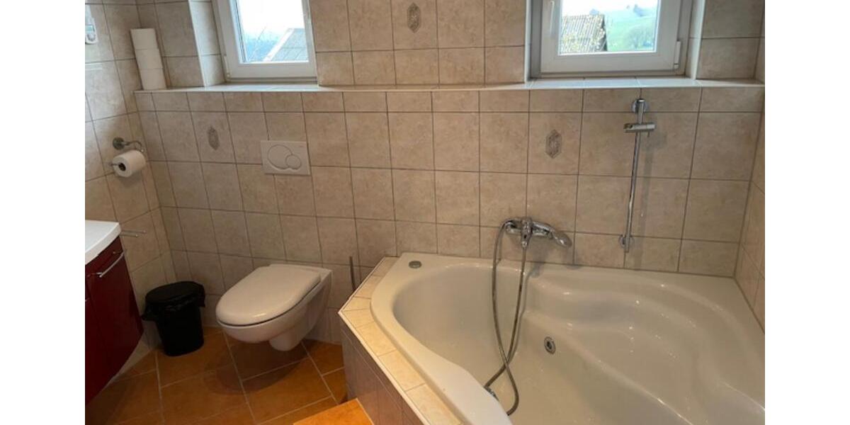 Wohnen auf Zeit Ludwigsstadt - 7 Zimmer, 200 m&sup2;, 20&euro; | Angebot:20416270