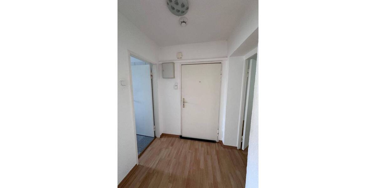 2 ZKB, 2.OG re, renoviert, Trifelsstr. 15, 66113 Saarbrücken 2 zimmer
