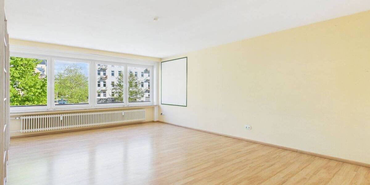 Etagenwohnung Cuxhaven - 3 Zimmer, 129 m&sup2;, 1.050&euro; | Angebot:26568993