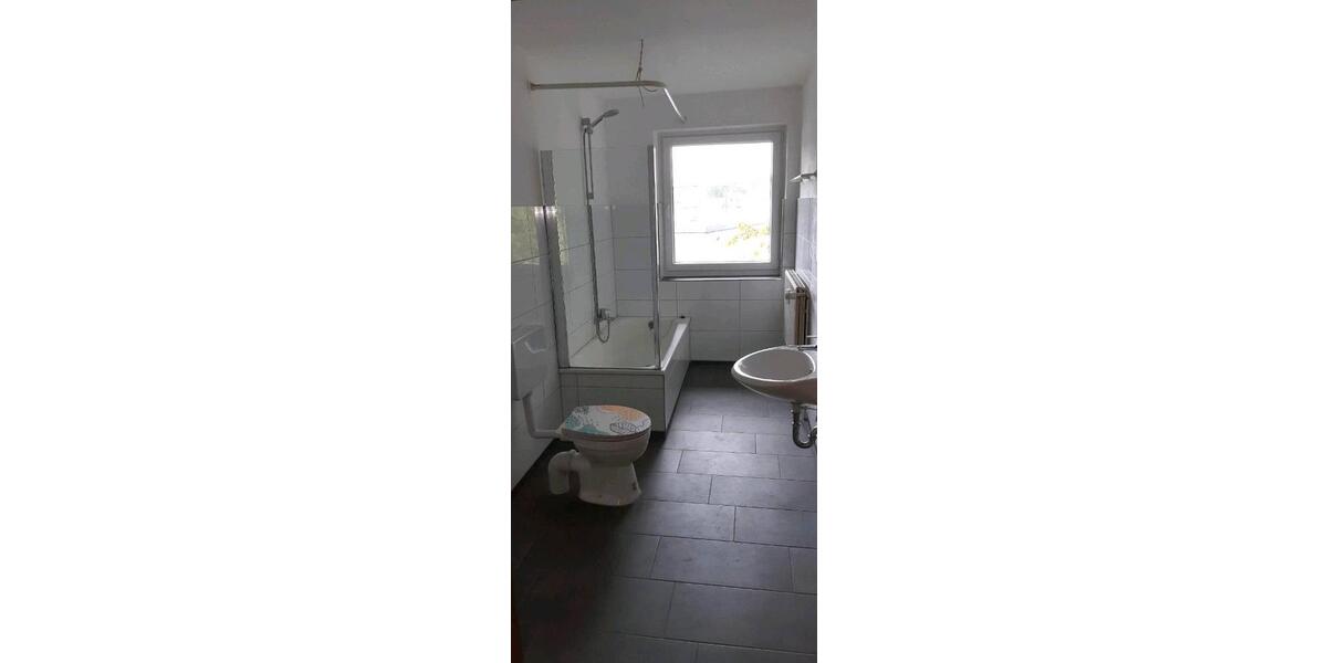 Etagenwohnung Wahlstedt - 3 Zimmer, 83 m&sup2;, 1.100&euro; | Angebot:26613992