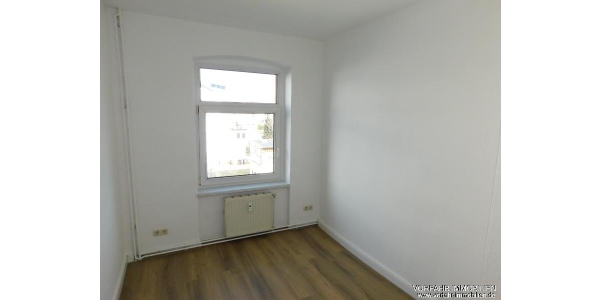 Etagenwohnung Schwerin - 4 Zimmer, 82 m&sup2;, 960&euro; | Angebot:25976090