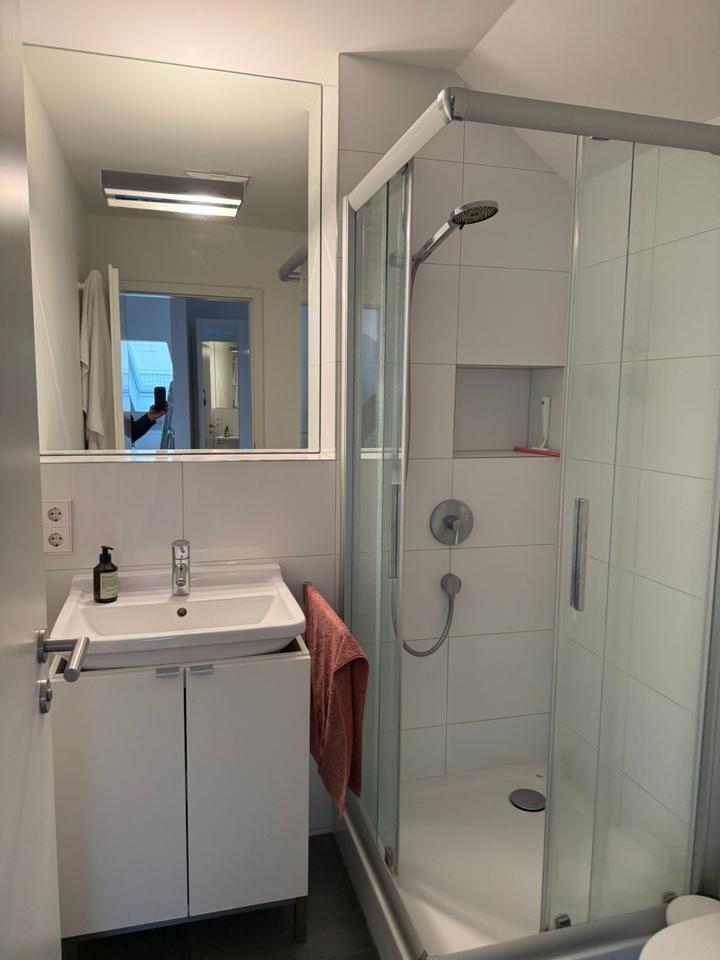 Untermiete Studio Schwabing DezemberJanuar (1.200€Monat) 1 zimmer