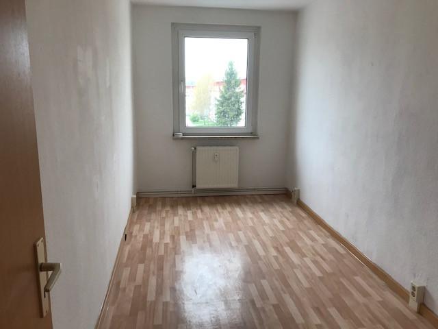 Etagenwohnung Staßfurt - 3 Zimmer, 60 m&sup2;, 361&euro; | Angebot:23858686