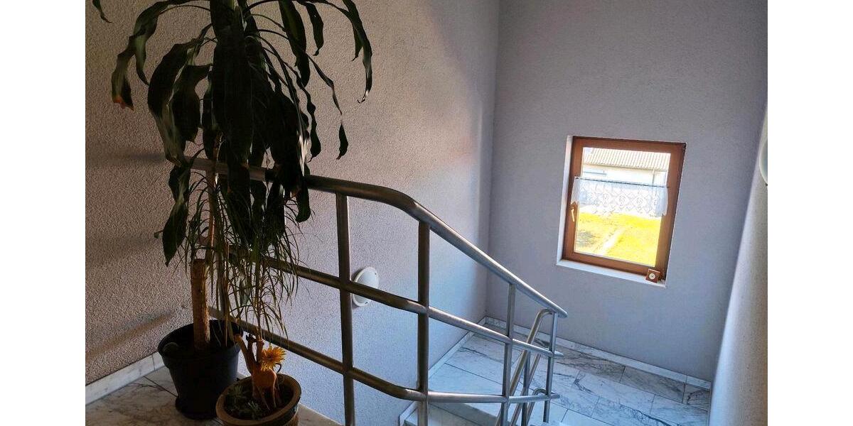 Dachgeschoßwohnung Neuenbürg - 2.5 Zimmer, 68 m&sup2;, 990&euro; | Angebot:26050721