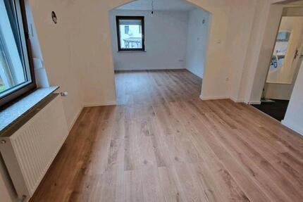 Einfamilienhaus mit Garten zu vermieten