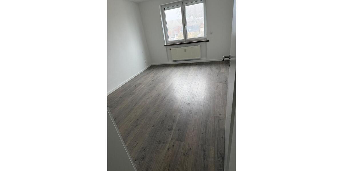 Etagenwohnung Altenburg - 3 Zimmer, 60 m&sup2;, 450&euro; | Angebot:26502372