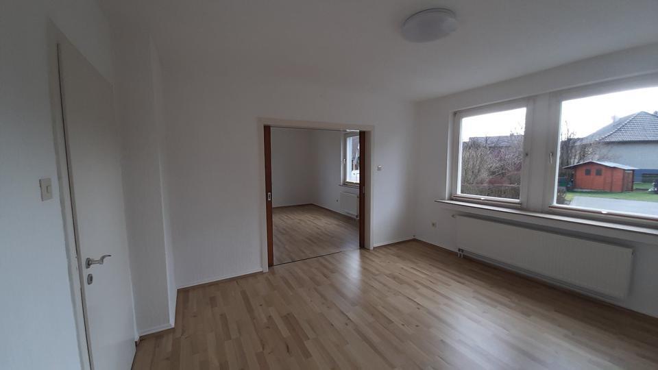 Renovierte helle 3ZKDB Wohnung 66qm im 5 Fam Haus zu vermieten zimmer