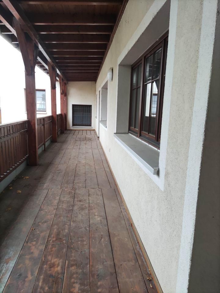 Großzügige 2- Raum-Wohnung mit XXL-Balkon im Zentrum von Torgau - Fischerstraße