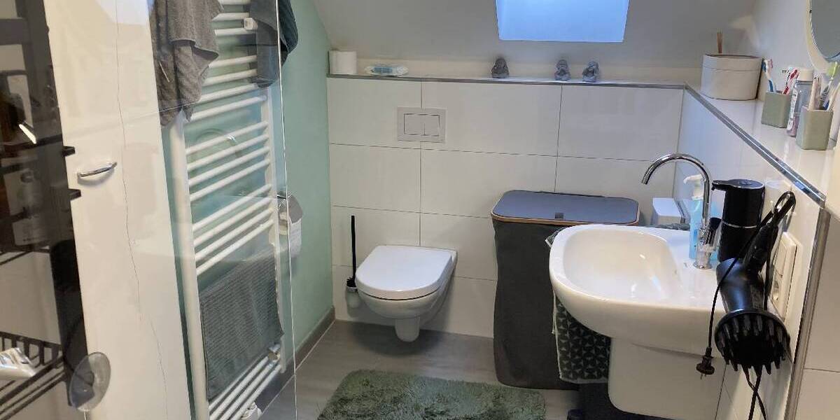 Etagenwohnung Meschede - 3 Zimmer, 106 m&sup2;, 700&euro; | Angebot:26471287