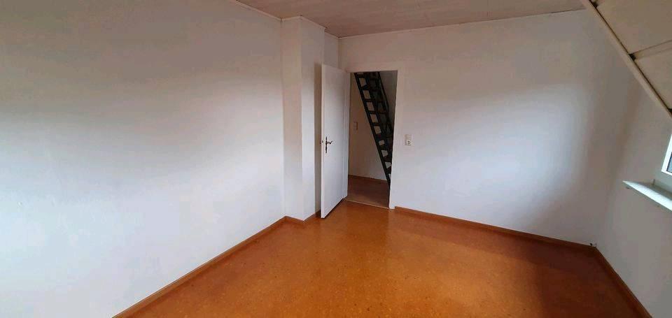 Dachgeschoßwohnung Dieblich - 3 Zimmer, 120 m&sup2;, 700&euro; | Angebot:26048656