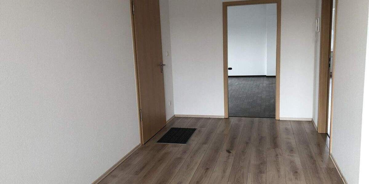 Gewerbeobjekt Seevetal Beckedorf - 3 Zimmer, 122 m&sup2;, 1.220&euro; | Angebot:25690630
