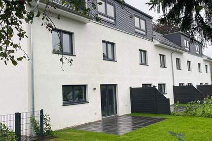 Haus Norderstedt Harksheide - 5 Zimmer, 132 m&sup2;, 2.250&euro; | Angebot:24724362