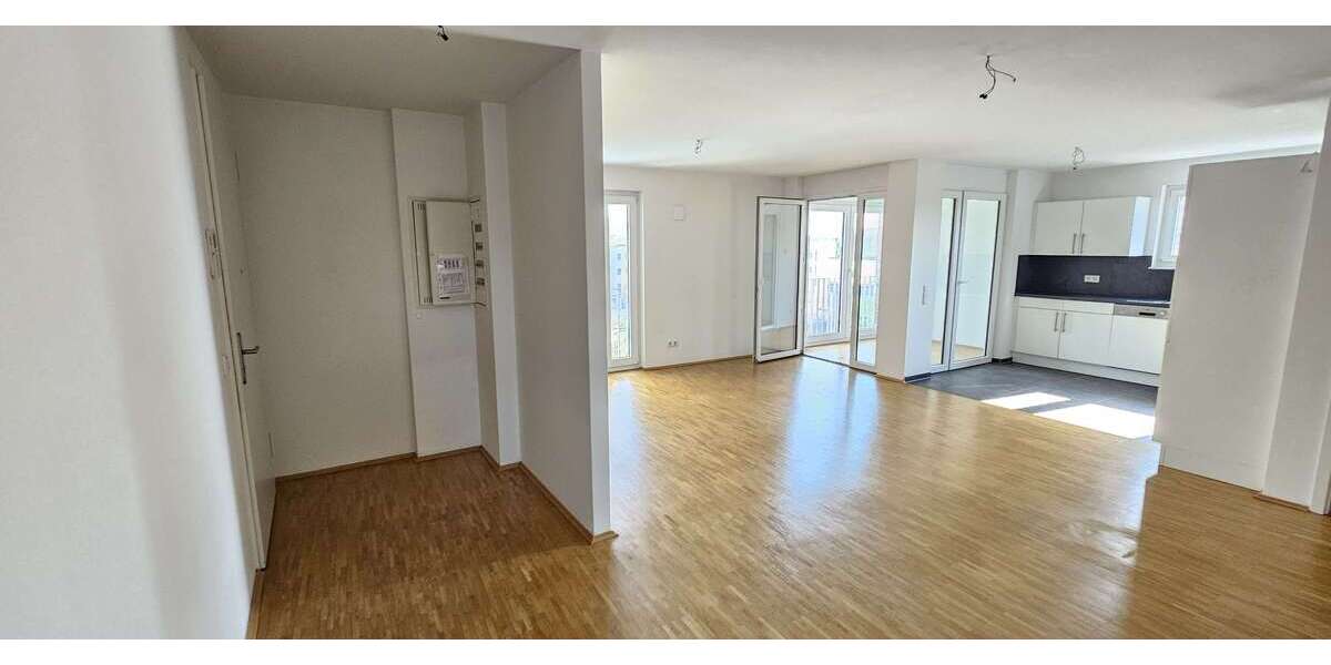Wohnung zum Mieten in Fellbach 1.177 € 93.97 m² 3 zimmer