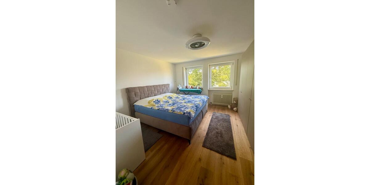 Etagenwohnung Augsburg Bergheim - 3 Zimmer, 89 m&sup2;, 1.650&euro; | Angebot:26688616