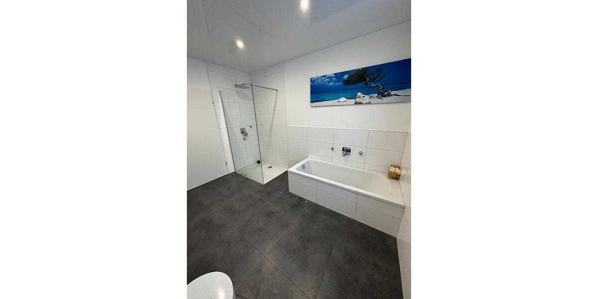 Etagenwohnung Baunatal - 5 Zimmer, 145 m&sup2;, 1.400&euro; | Angebot:26644172