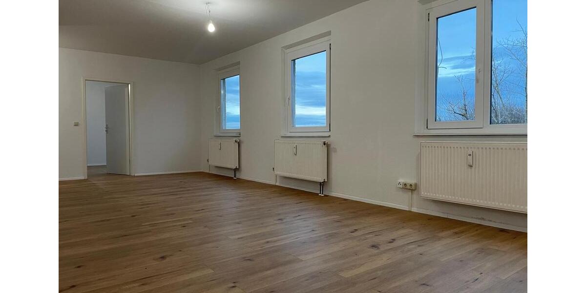 Etagenwohnung Apolda - 2 Zimmer, 75 m&sup2;, 545&euro; | Angebot:26337118