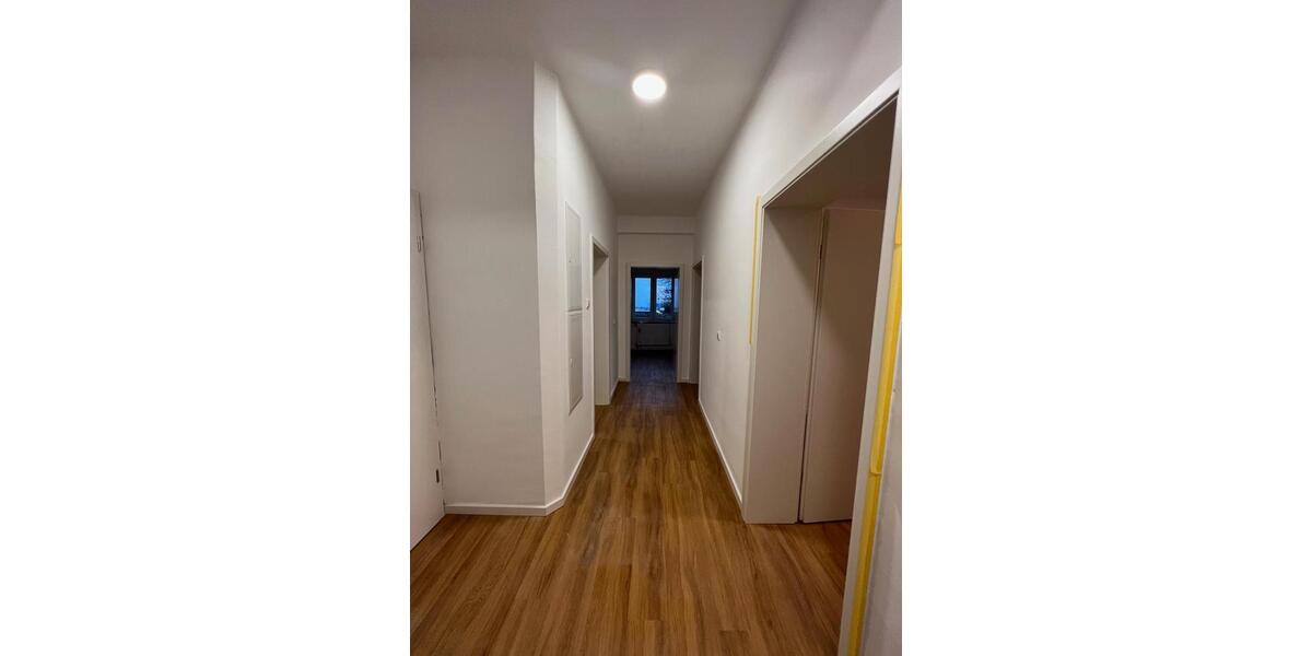 Hochparterre Freiburg im Breisgau Brühl - 3 Zimmer, 72 m&sup2;, 1.890&euro; | Angebot:26705300