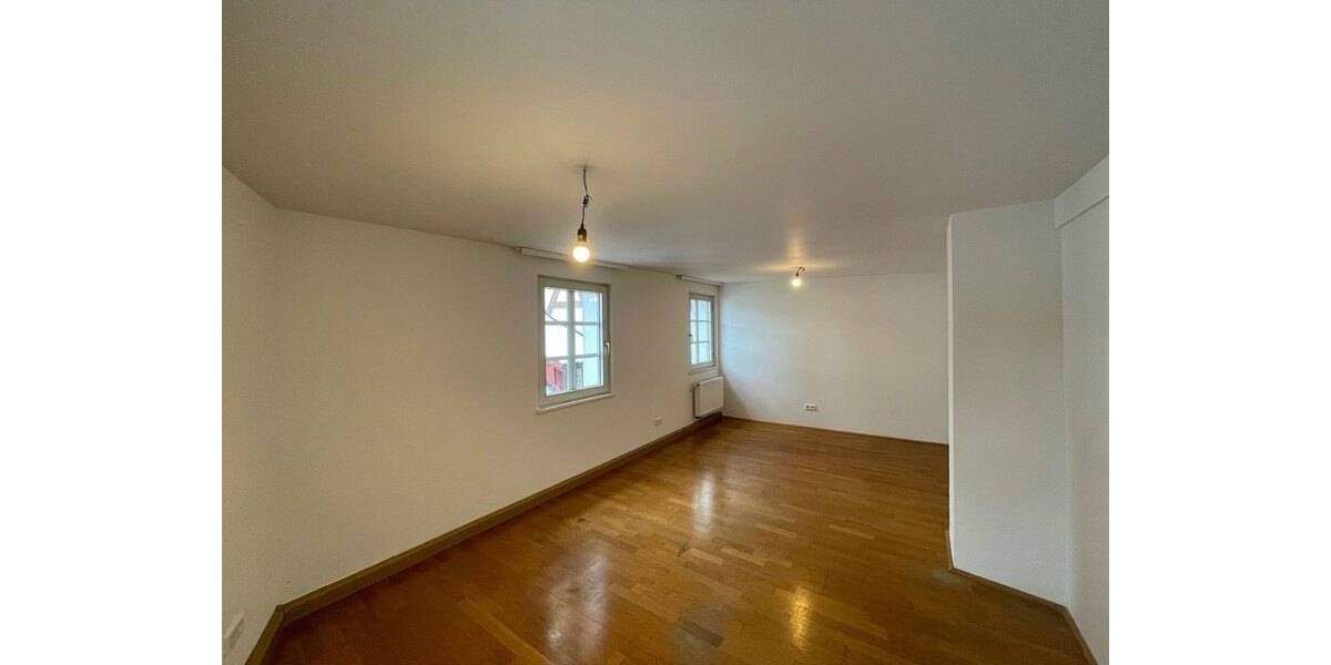 Etagenwohnung Lauf an der Pegnitz Lauf - 3 Zimmer, 71 m&sup2;, 560&euro; | Angebot:25997636