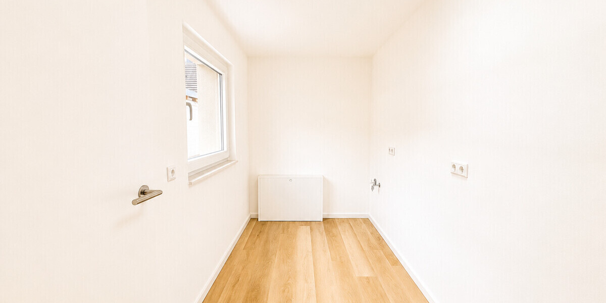 Exklusive kernsanierte Loftwohnung im Erstbezug mit Privatteich & Panorama-Glasfront - Erdgeschoßwohnung Münster / Albachten Albachten | Angebot:26621543
