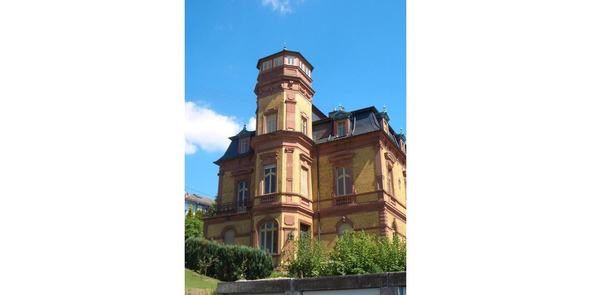 Dachgeschoßwohnung Hilchenbach - 3 Zimmer, 124 m&sup2;, 870&euro; | Angebot:26478023