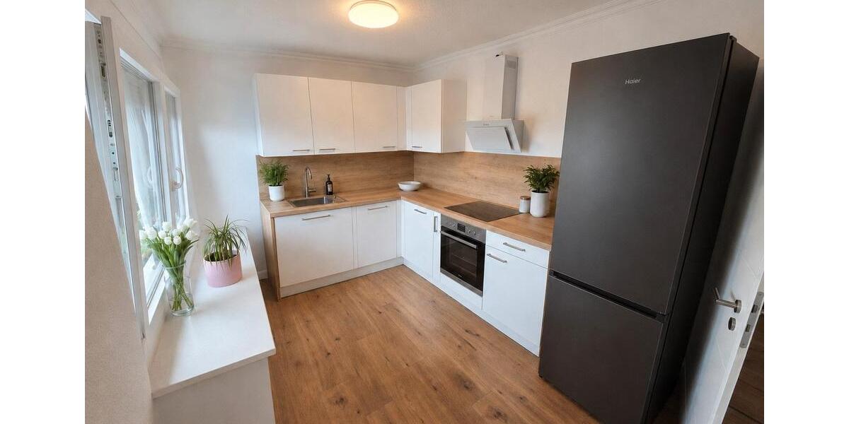 Etagenwohnung Oberhausen-Rheinhausen Rheinhausen - 3.5 Zimmer, 131 m&sup2;, 1.050&euro; | Angebot:26686279