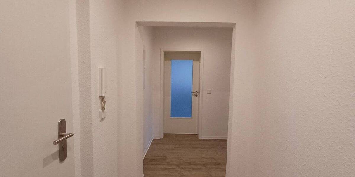 Etagenwohnung Merseburg Kötzschen - 2 Zimmer, 56 m&sup2;, 350&euro; | Angebot:25694731