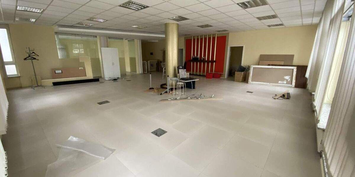 Gewerbeobjekt Kolbermoor - 4 Zimmer, 248 m&sup2;, 3.375&euro; | Angebot:23823079