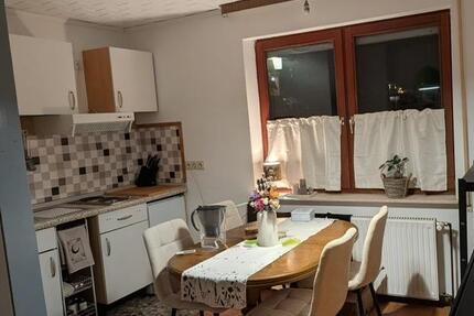 Wohnung Bodenwerder - 2 Zimmer, 65 m&sup2;, 390&euro; | Angebot:27589130