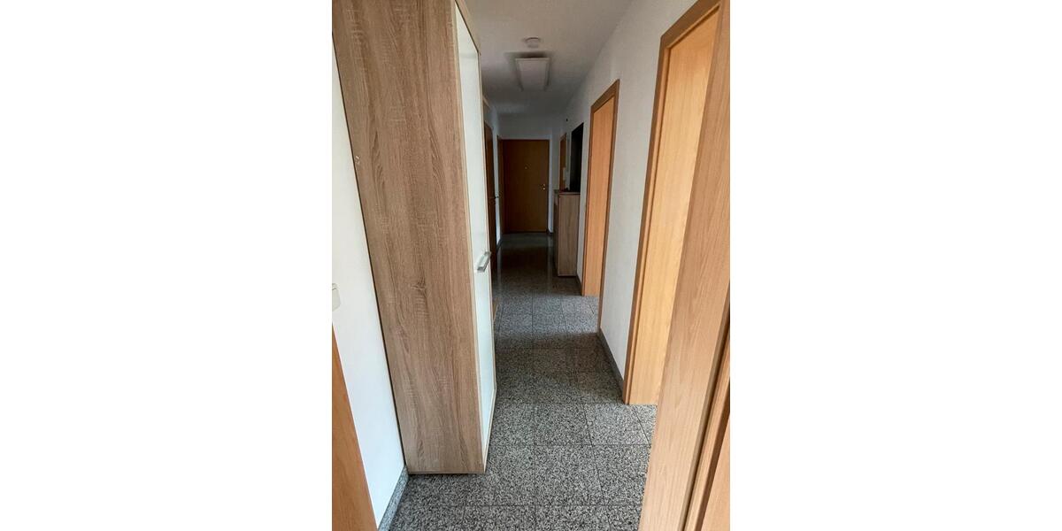 Etagenwohnung Rothenburg ob der Tauber - 4 Zimmer, 97 m&sup2;, 1.050&euro; | Angebot:26610677